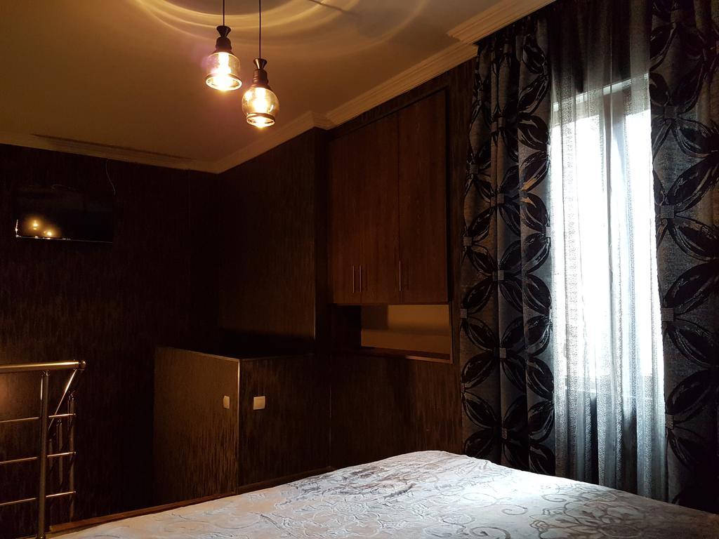 Emi House Hotel Bordzjomi Buitenkant foto